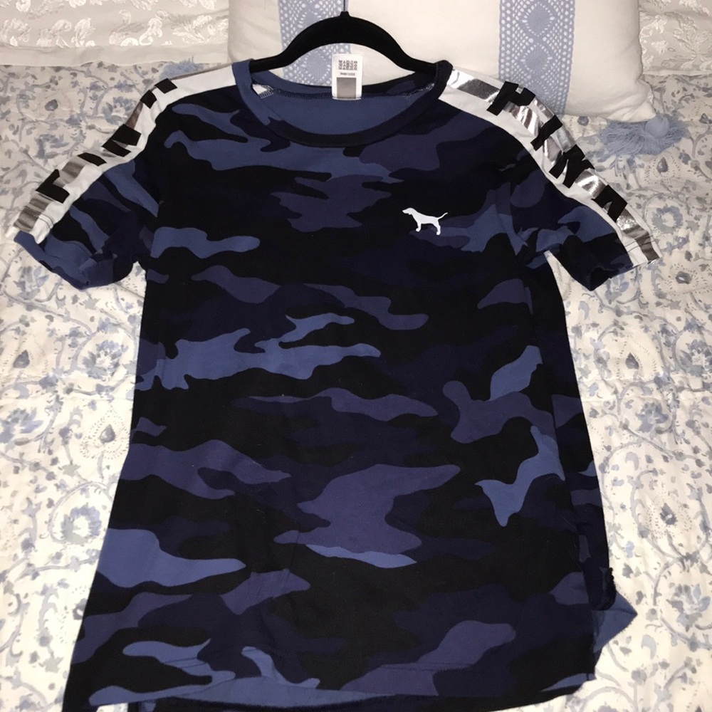 (SOLD) PINK Victoria’s Secret shirt